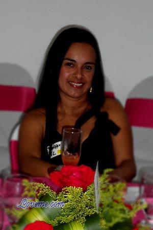 136870 - Jennifer Age: 43 - Colombia