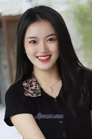 202560 - Xiaoqin Age: 22 - China