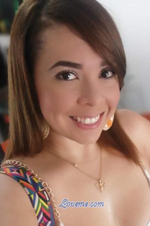 204357 - Elda Age: 39 - Colombia