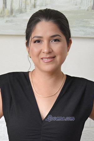 228317 - Mariana Age: 38 - Peru