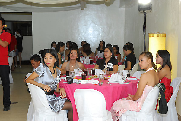 SLIDESHOW: Philippine New Years Eve Singles Tour 2009 - 2010